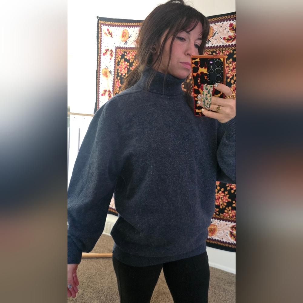 100% wool lambs wool Ireland Sweater.